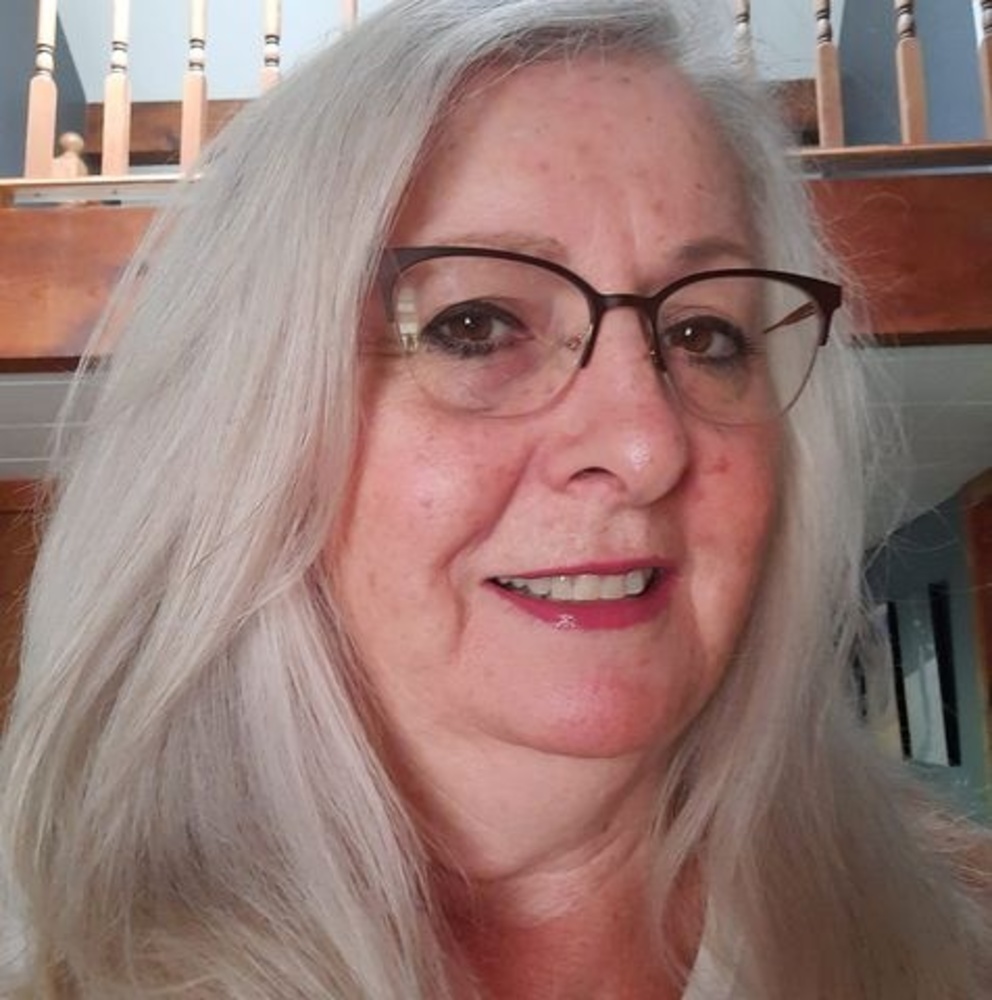 Meet your Posher, Cindy